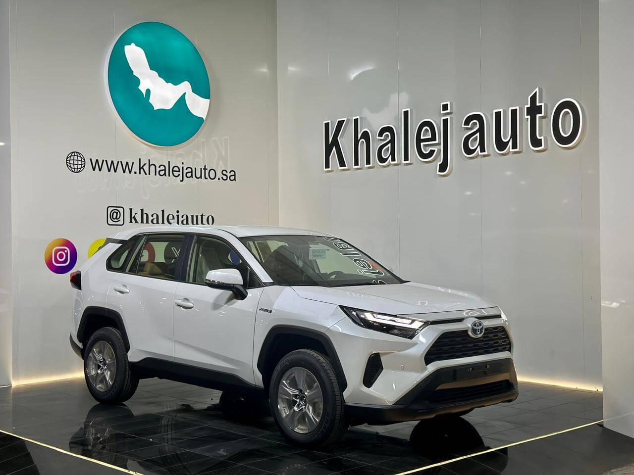 راف فور ستاندر 4X4 هايبرد