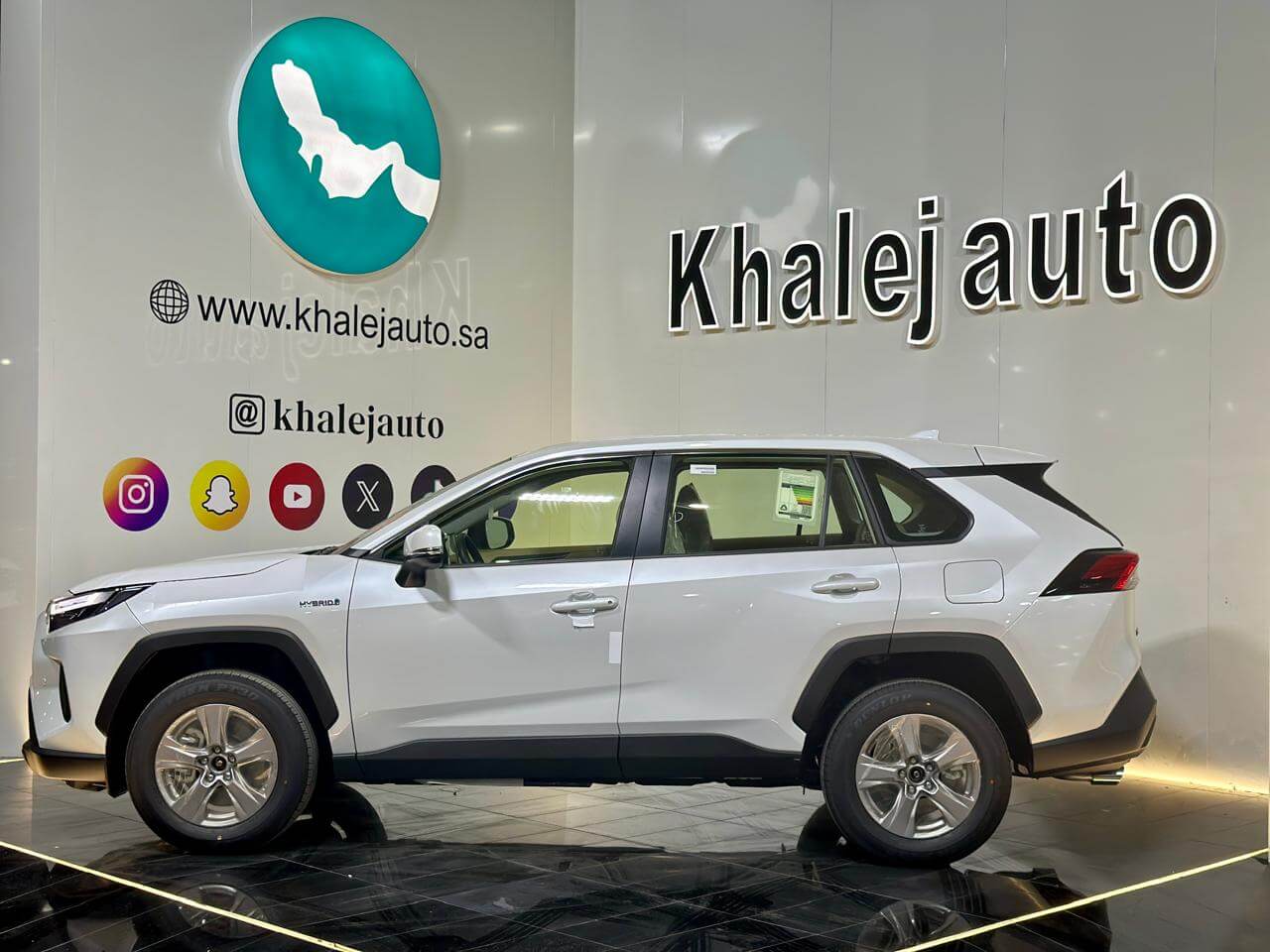 راف فور ستاندر 4X4 هايبرد