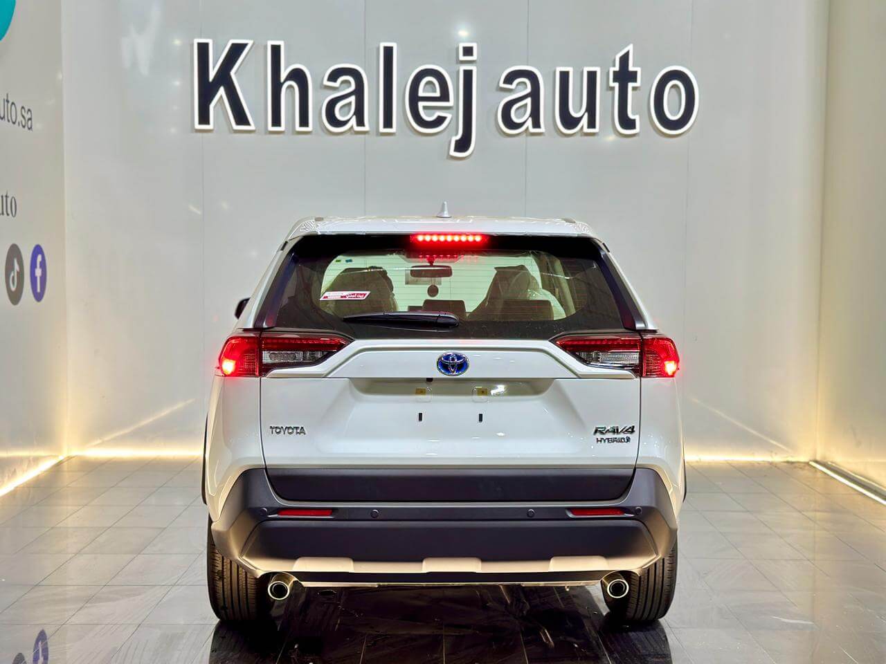 راف فور ستاندر 4X4 هايبرد