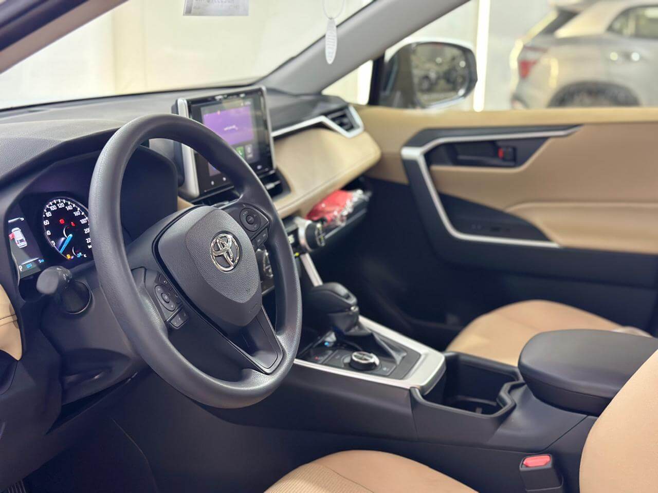 راف فور ستاندر 4X4 هايبرد