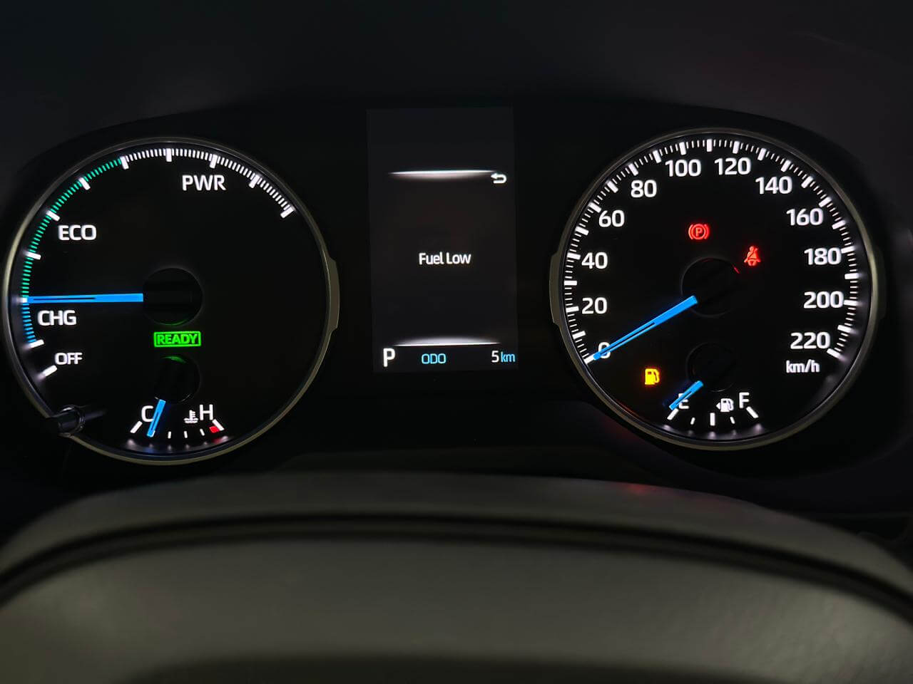 راف فور ستاندر 4X4 هايبرد