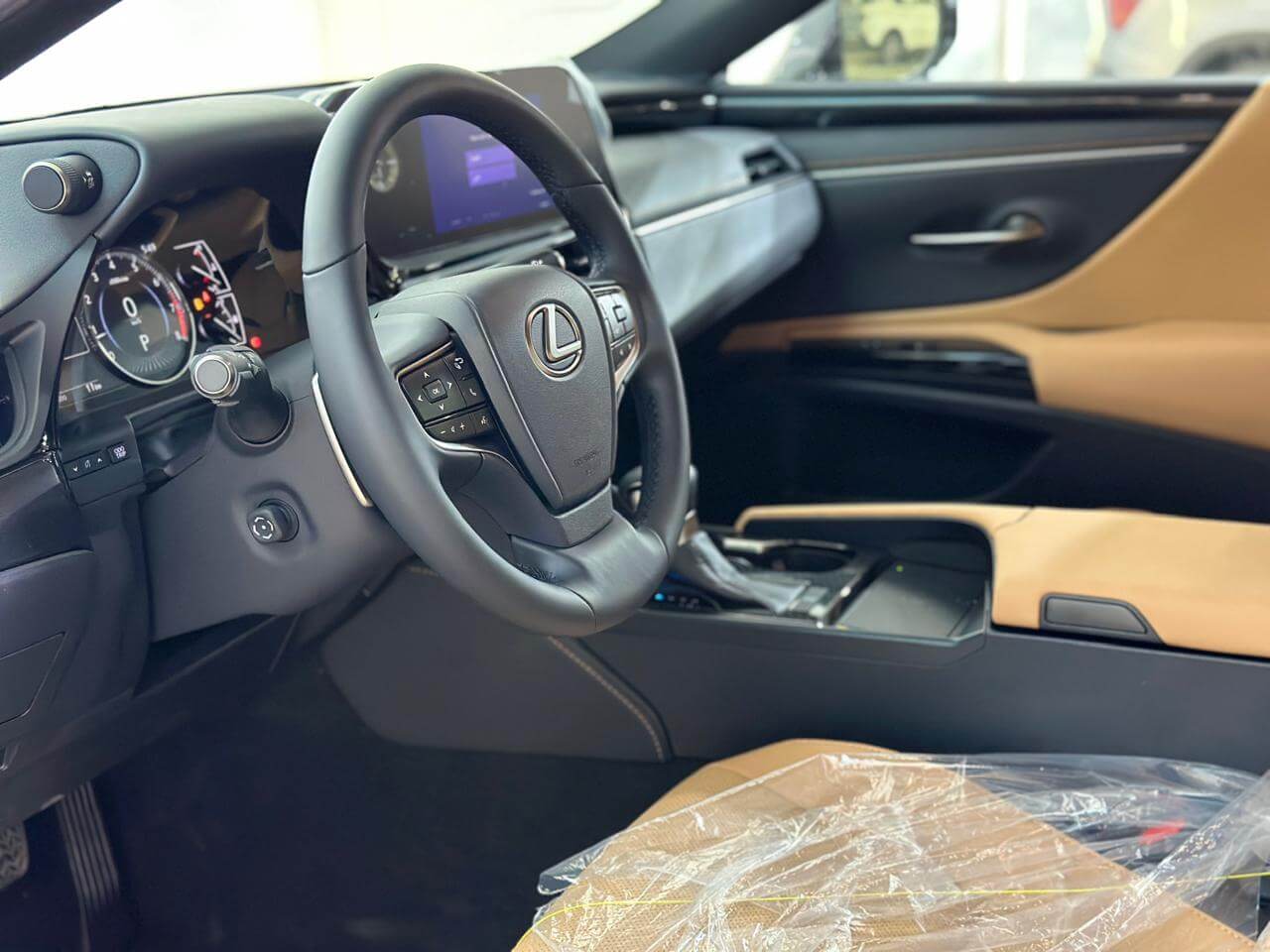 لكزس AA ) ES250 )