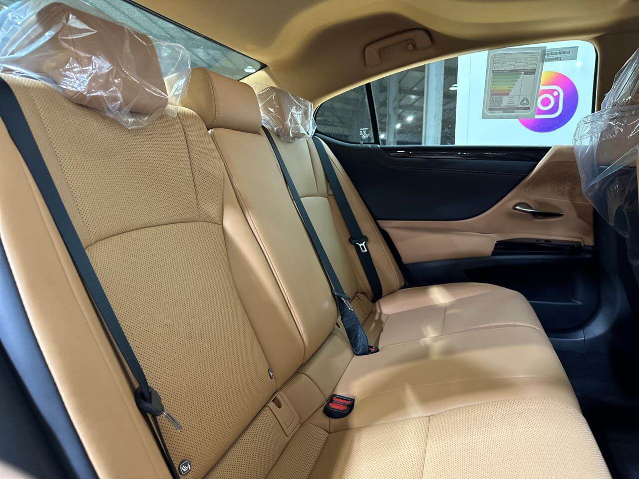 لكزس AH) ES 300 )