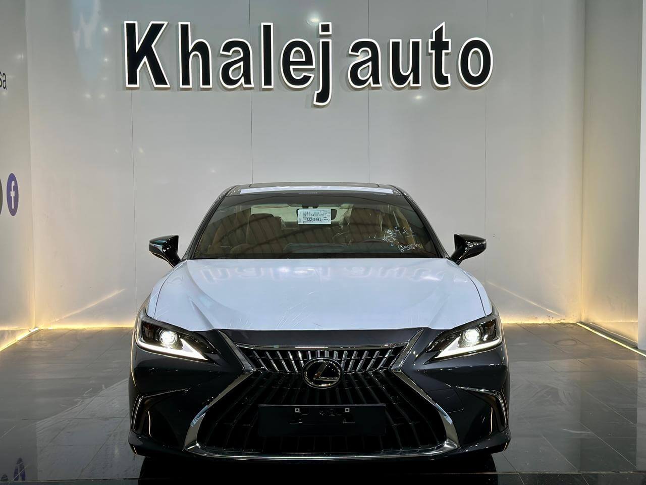 لكزس AH) ES 300 )