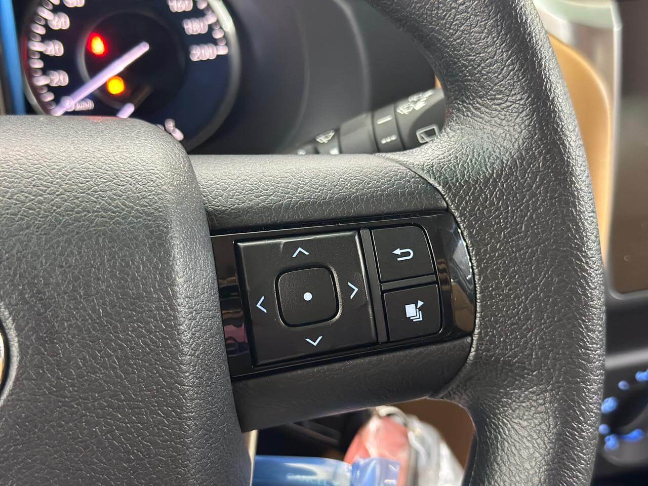 فورتشنر GX2 4x2