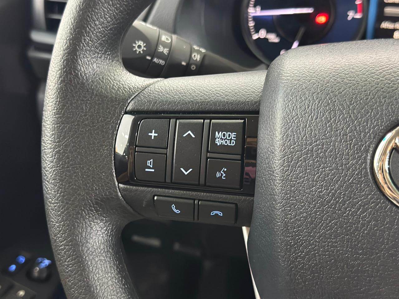 فورتشنر GX2 4x2