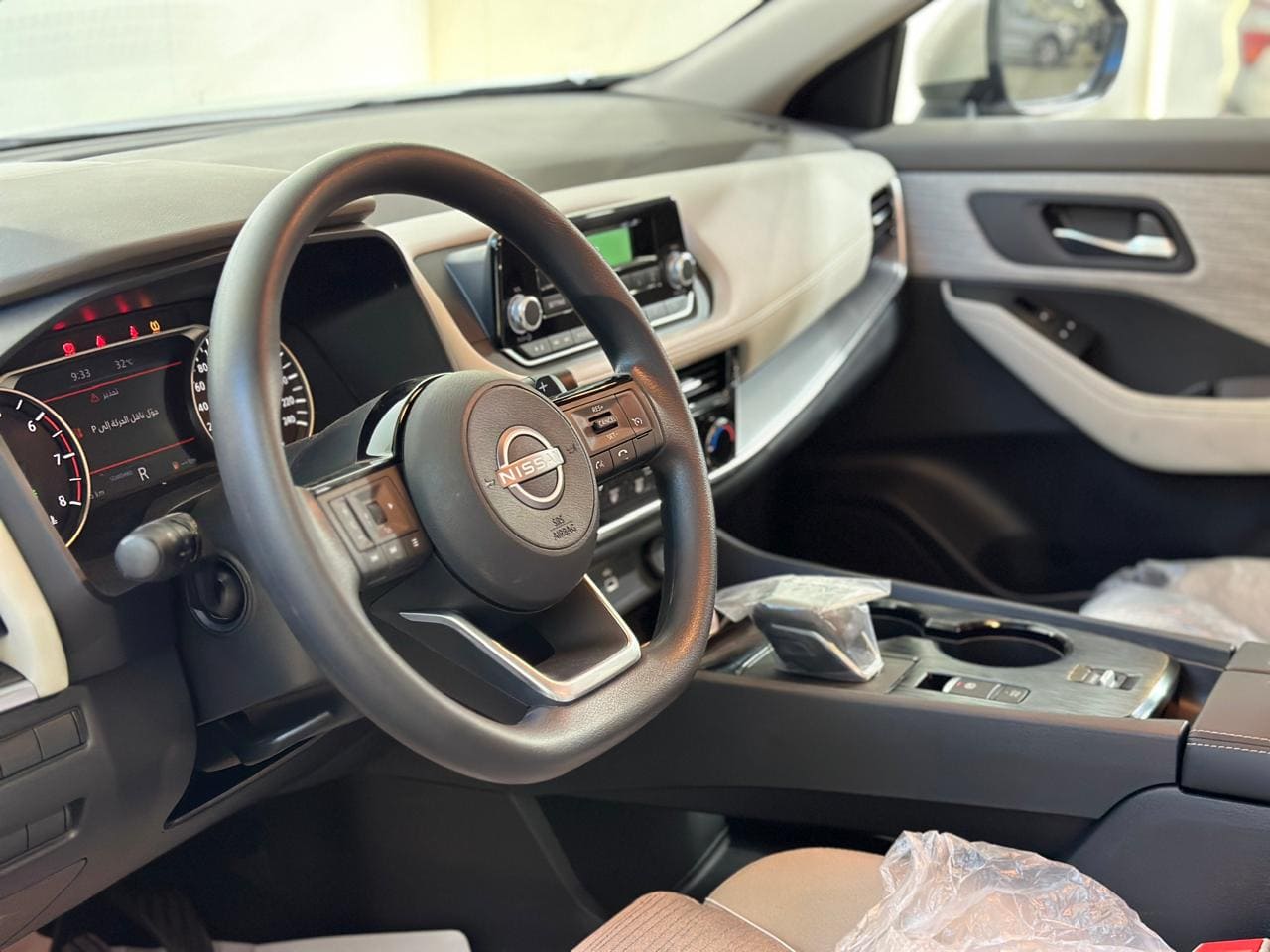 نيسان اكس تريل اس بدون دبل 5 مقاعد