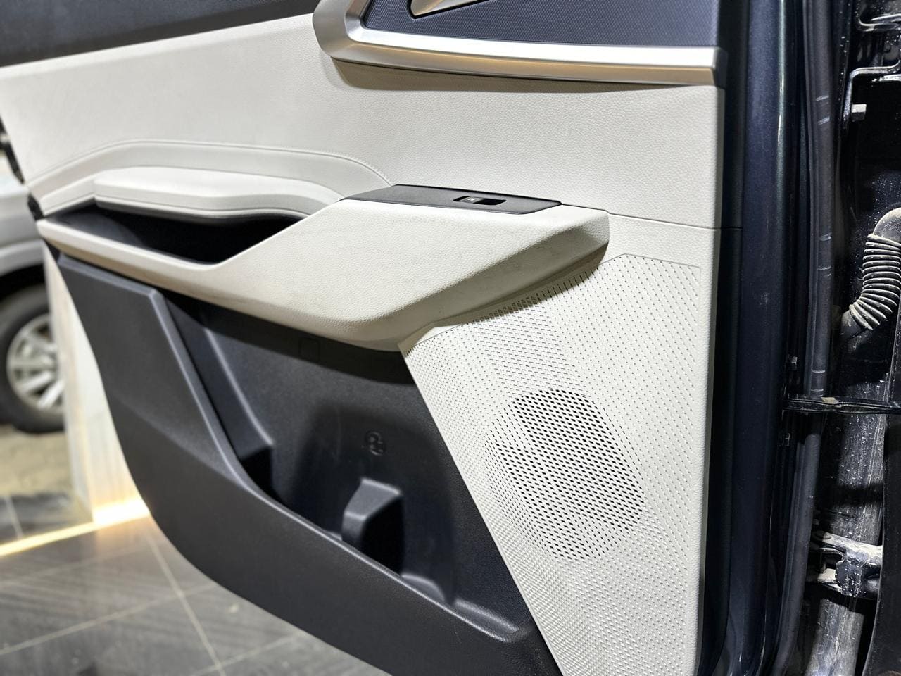 كيا كارينز GL