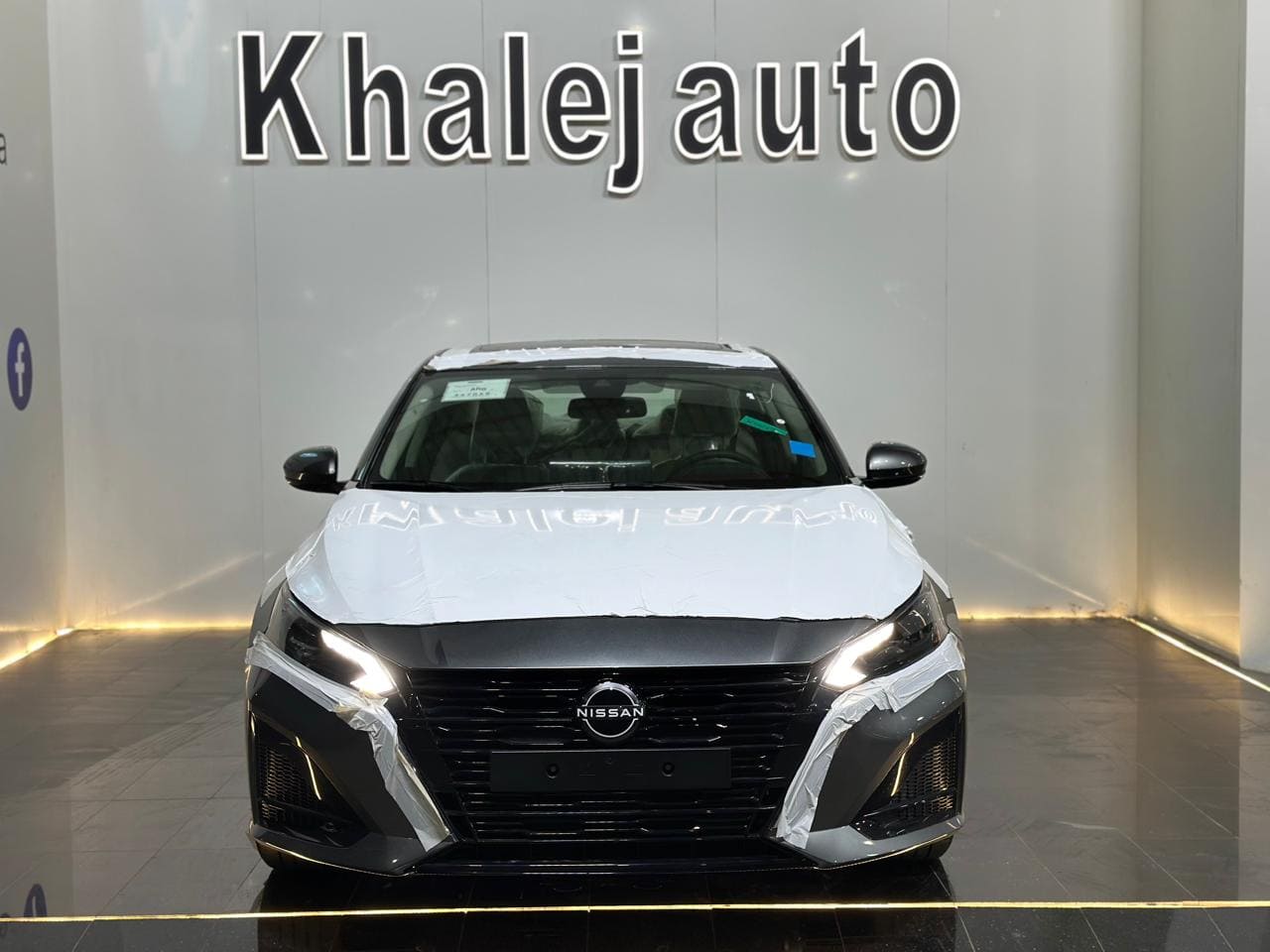 نيسان التيما اس في