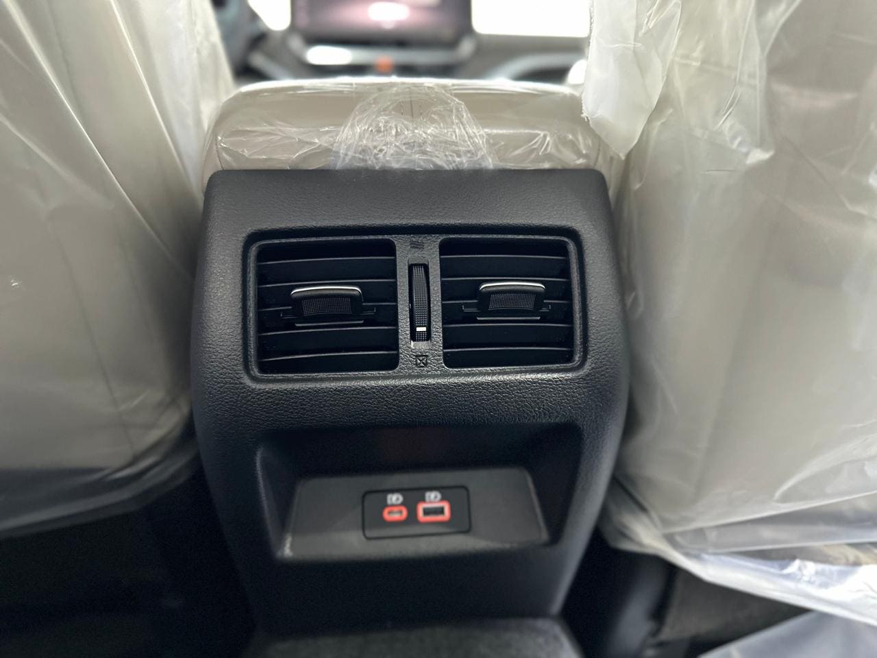 نيسان التيما اس في