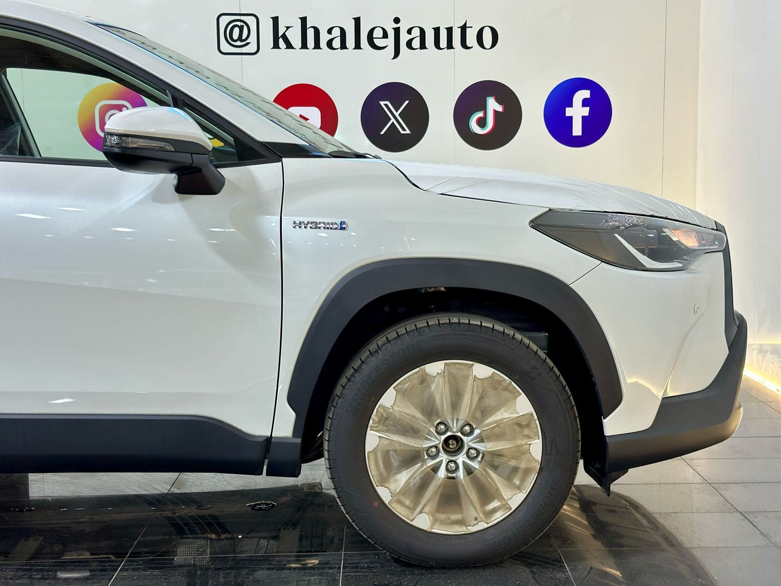 تويوتا كورولا كروس LE