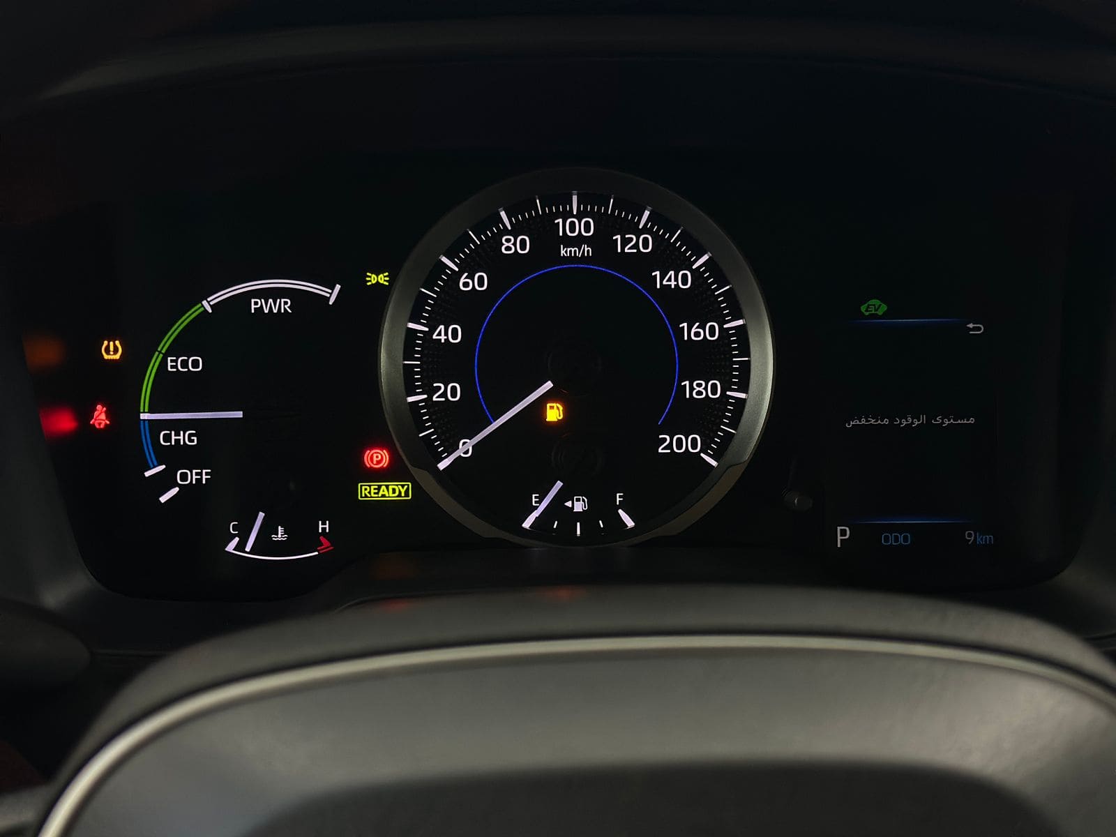 تويوتا كورولا كروس LE