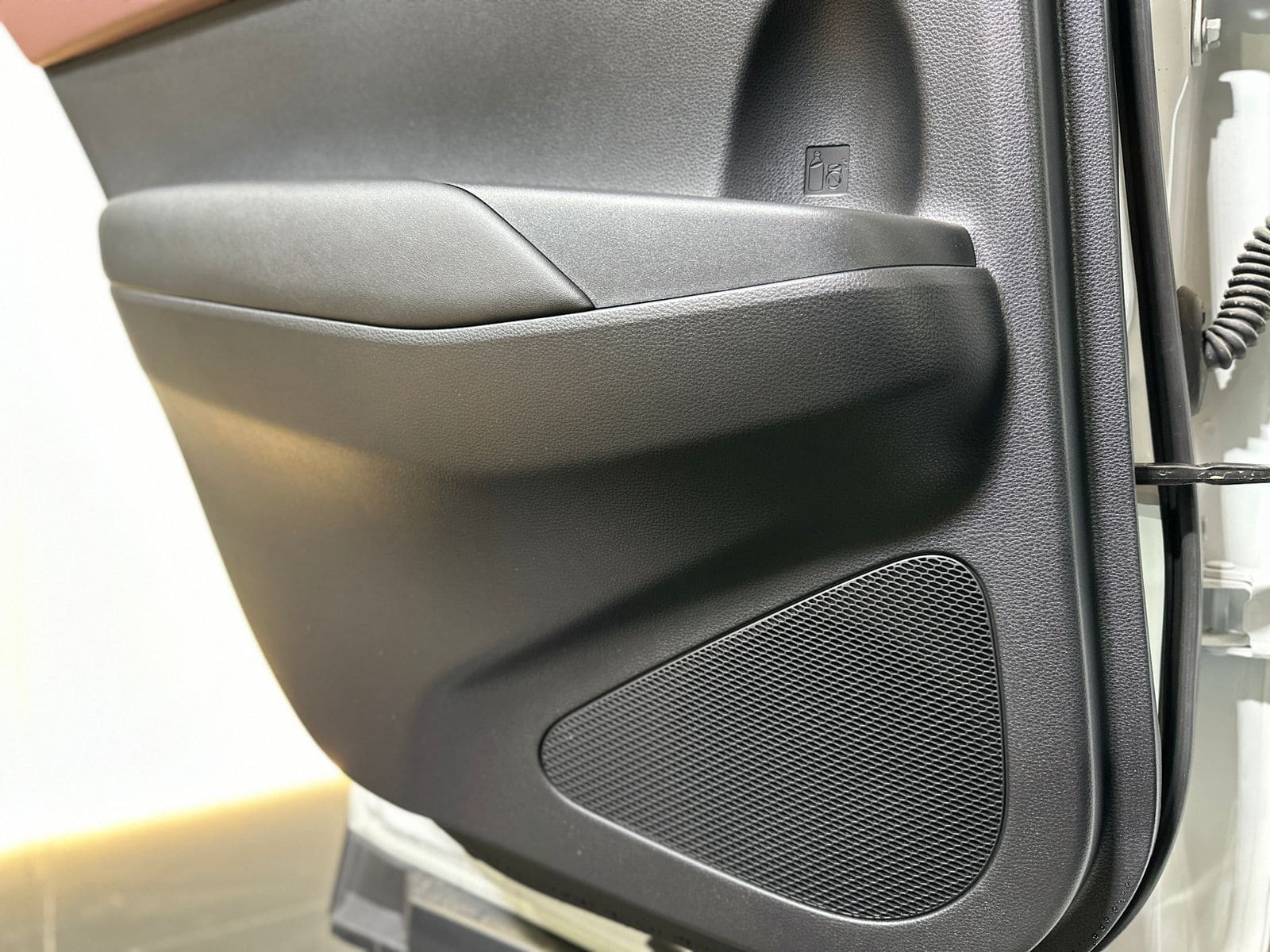 تويوتا كورولا كروس LE