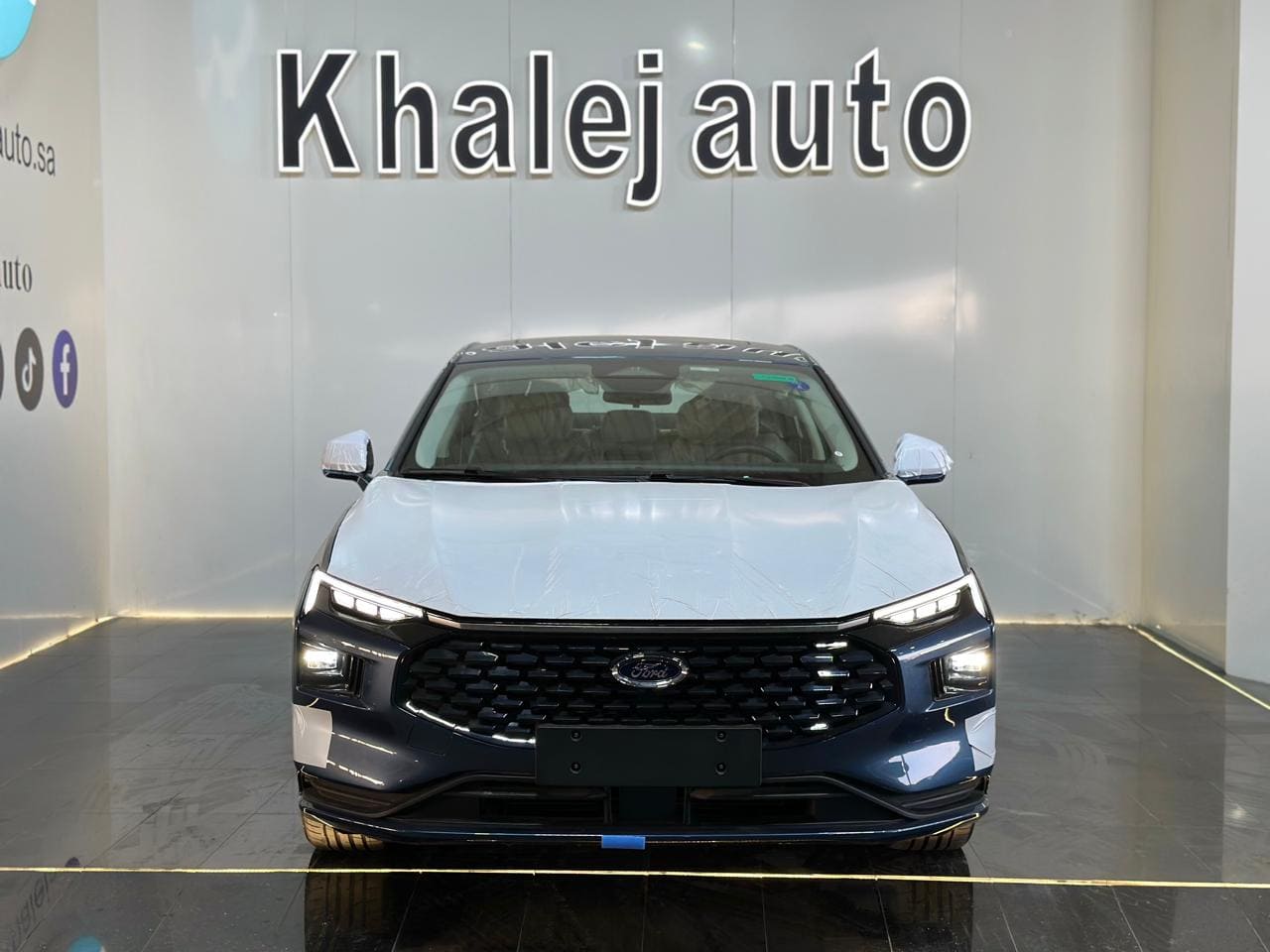 فورد تورس ترند