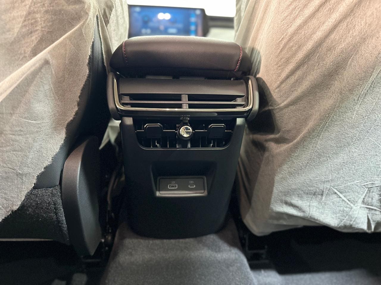 فورد تورس ترند