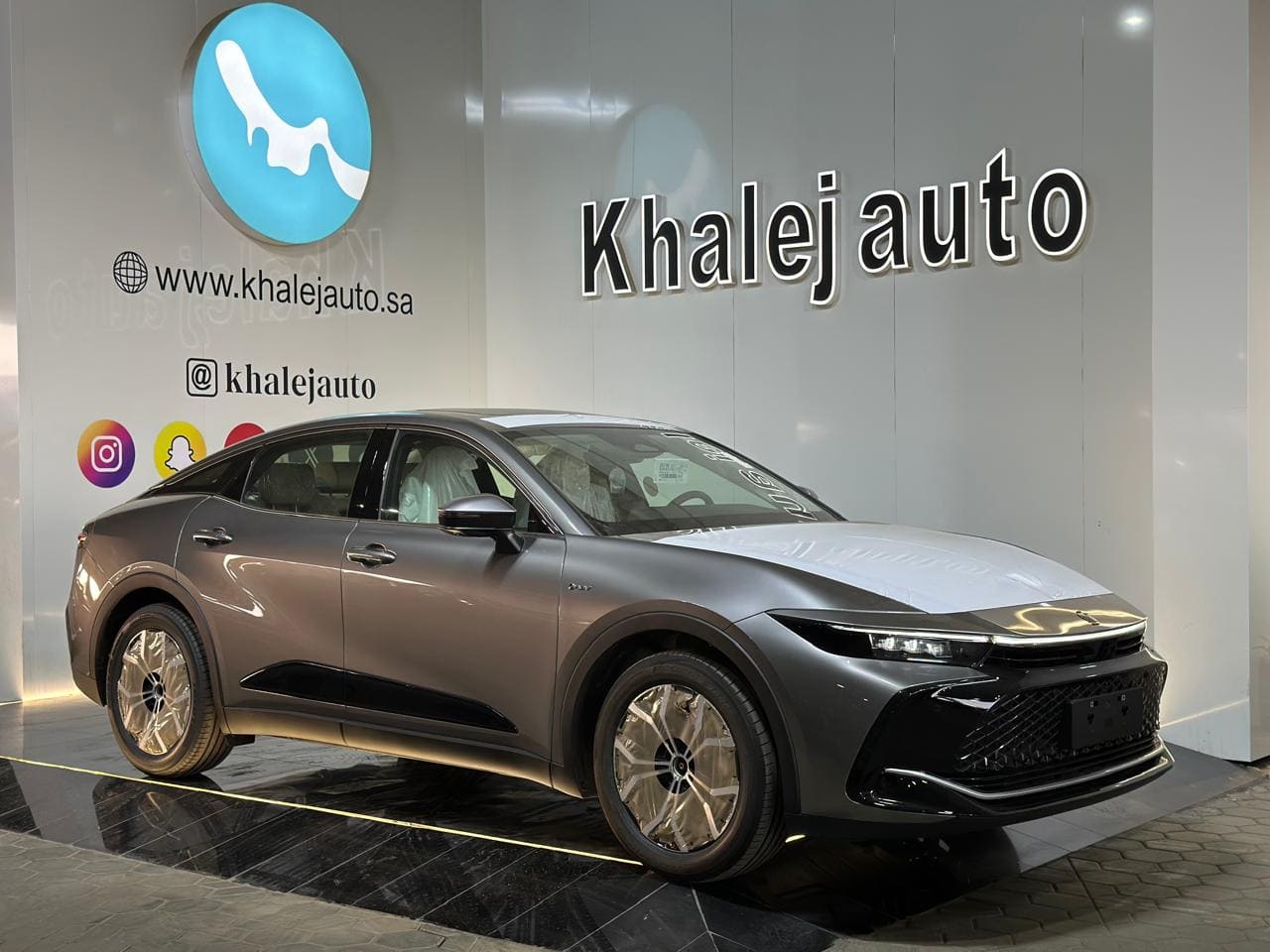 تويوتا كراون بريميوم