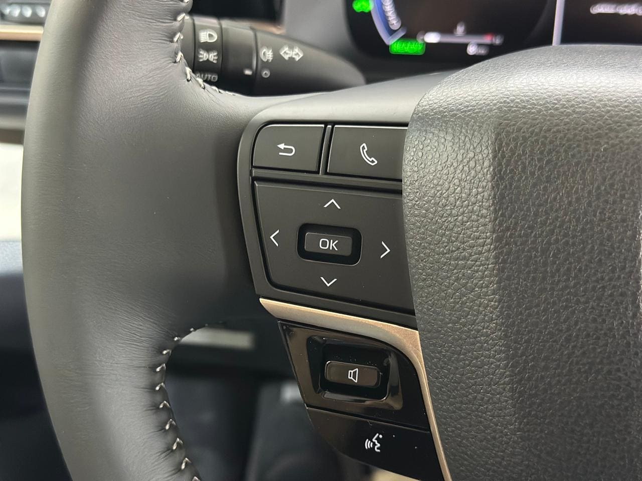 تويوتا كراون بريميوم